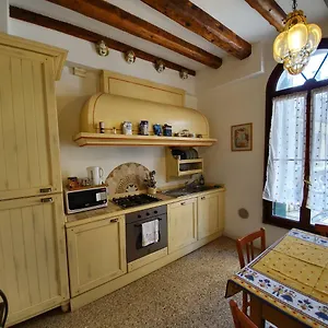 2* Affittacamere Alloggi Rivetta